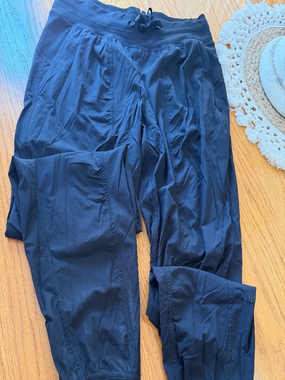 NWOT lululemon Dance Studio Jogger size 8